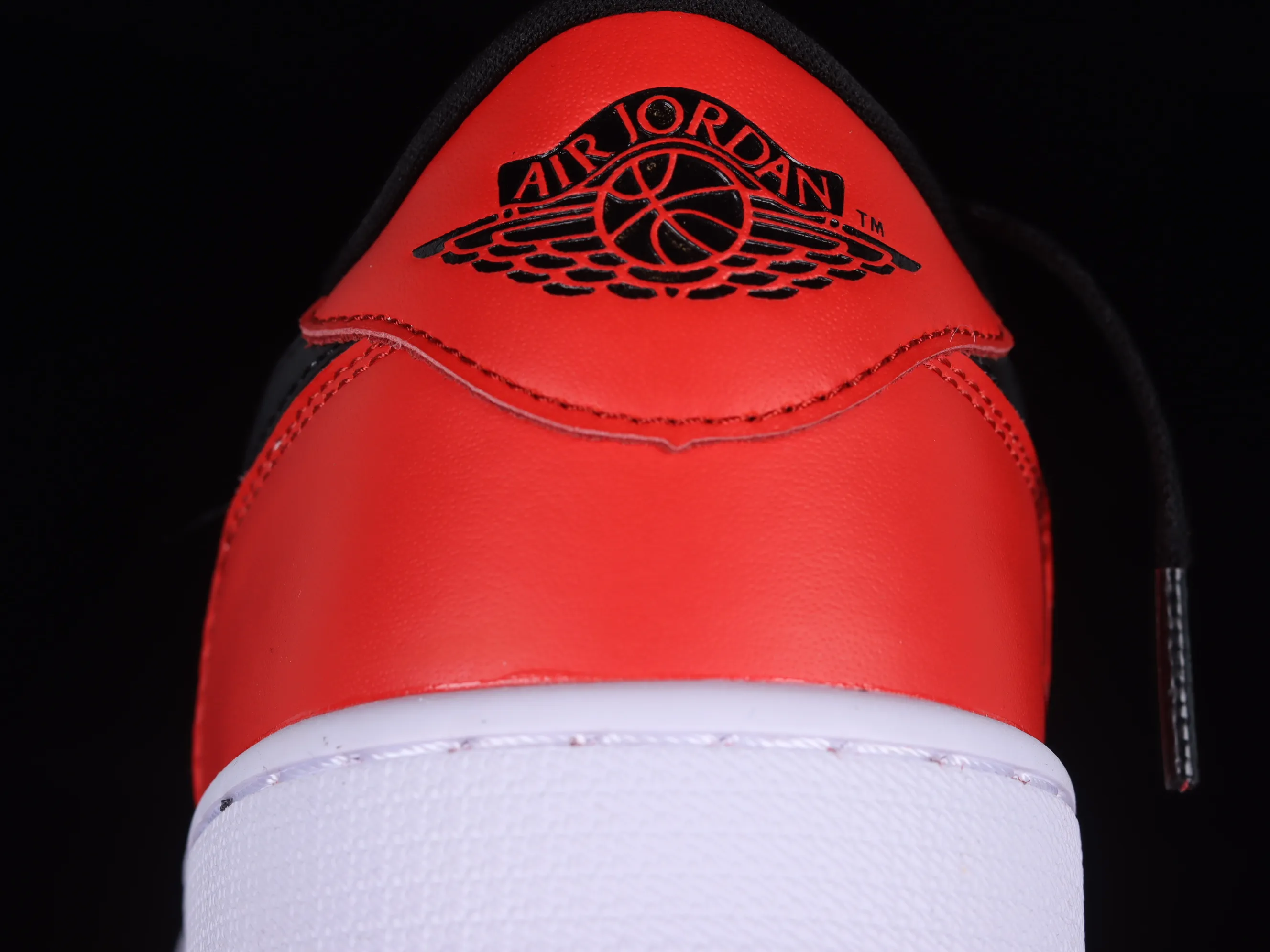All categories Air Jordan Jordan series basketball shoes Air Jordan 1 Low Z version Air Jordan 1 Low AJ1 Joe 1 new black toe cultural and leisure sports sneakers CZ0790-106